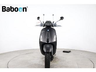 Vespa  Sprint 25KM picture 3