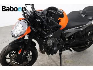 KTM 790 Duke L picture 16