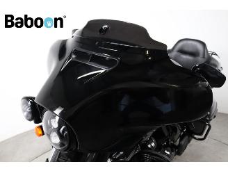 Harley-Davidson  FLHTK Ultra Glide Limited 114 picture 17