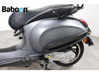 Vespa  Sprint 25KM picture 11