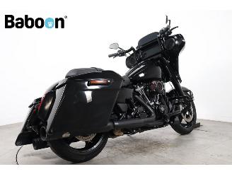 Harley-Davidson  FLHX Street Glide picture 8