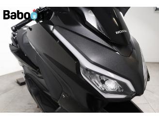 Honda  NSS 350 Forza picture 14
