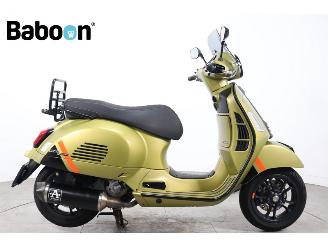 Vespa  GTS 300 Super HPE picture 1
