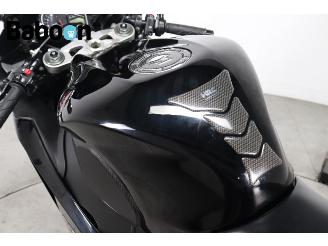 Honda CBR 1000 RR Fireblade picture 10