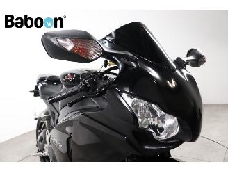 Honda CBR 1000 RR Fireblade picture 16