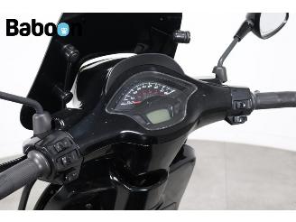 Vespa  Sprint 25KM picture 10