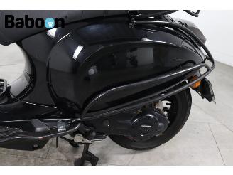 Vespa  Sprint 25KM picture 12