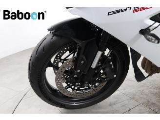 Triumph Daytona 660 picture 15
