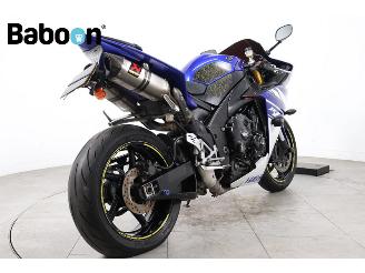 Yamaha  YZF-R1 picture 8