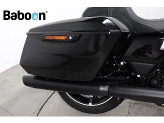 Harley-Davidson  FLHX Street Glide 117 picture 22
