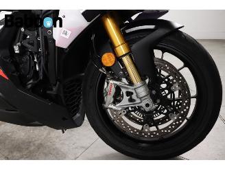 Aprilia  RSV 4 1100 Factory picture 18