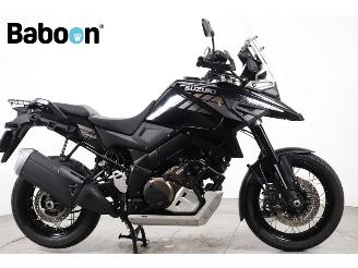 uszkodzony motocykle Suzuki  DL 1050 V-Strom XTA 2020/7