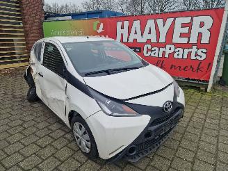 disassembly passenger cars Toyota Aygo  2016/11