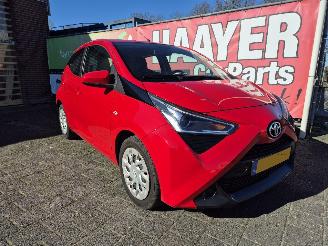 Toyota Aygo 1.0 vvt-i x-play limited picture 1