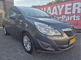 Damaged car Opel Meriva 1.4 cosmo 2012/10