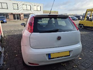 Fiat Punto 1.3 m-jet pop AIRCO picture 4