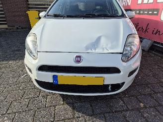 Fiat Punto 1.3 m-jet pop AIRCO picture 6