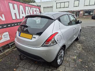 Lancia Ypsilon 0.9 TwinAIR Silver picture 3