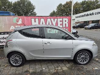 Lancia Ypsilon 0.9 TwinAIR Silver picture 2