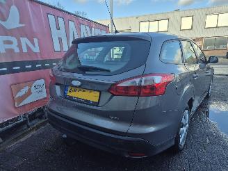 Ford Focus 1.6 tdci econetic lease trend picture 3