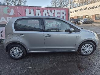 Volkswagen Up! 1.0 move up BlueMotion picture 2