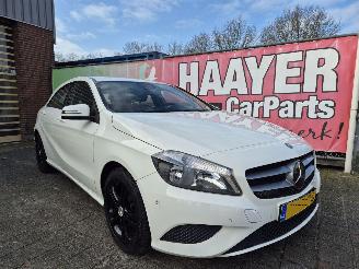 Unfallwagen Mercedes A-klasse 180 cdi ambition 2014/11