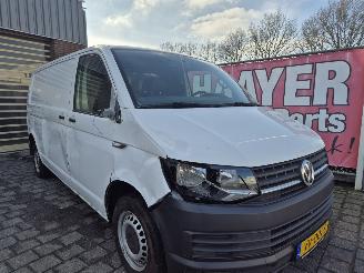 skadebil bedrijf Volkswagen Transporter 2.0 tdi L2H2 trendline 2016/5