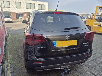 Suzuki Vitara 1.4 Boosterjet style smart hybrid picture 4