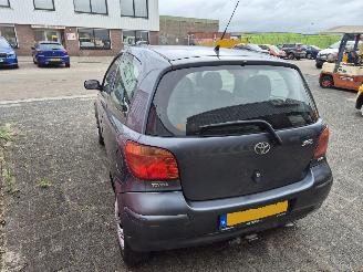 Toyota Yaris 1.3 vvt-i s line picture 4