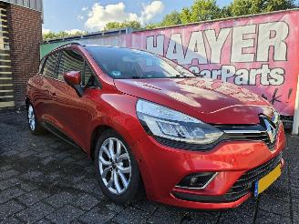 skadebil auto Renault Clio 1.5 DCi Ecoleader intens 2017/3