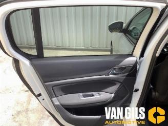 Peugeot 308 308 (L3/L8/LB/LH/LP), Hatchback 5-drs, 2013 / 2021 1.2 12V e-THP PureTech 130 picture 11