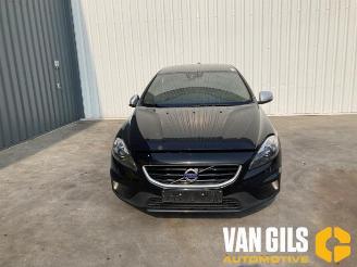 Uttjänta bilar auto Volvo V-40 V40 (MV), Hatchback 5-drs, 2012 / 2019 2.0 D2 16V 2015/12