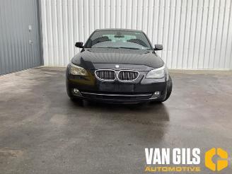 Coche siniestrado BMW 5-serie 5 serie (E60), Sedan, 2003 / 2010 530i 24V 2008/10