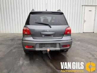 Vrakbiler auto Mitsubishi Outlander Outlander (CU), SUV, 2001 / 2007 2.0 16V 4x2 2006/11
