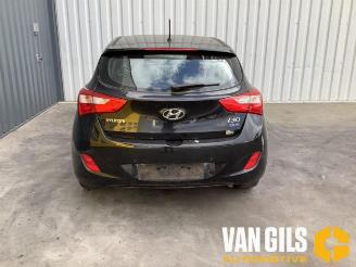 Coche siniestrado Hyundai I-30 i30 (GDHB5), Hatchback, 2011 1.6 GDI Blue 16V 2012/4
