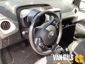 Toyota Aygo Aygo (B40), Hatchback, 2014 1.0 12V VVT-i picture 9