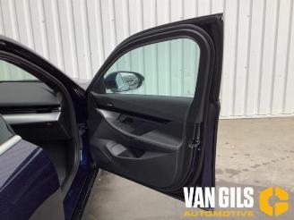 BMW 5-serie 5 serie (G60), Sedan, 2023 530e 2.0 TwinPower Turbo 16V picture 22