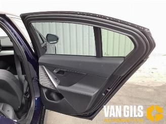 BMW 5-serie 5 serie (G60), Sedan, 2023 530e 2.0 TwinPower Turbo 16V picture 21