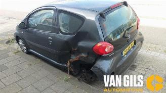 Toyota Aygo Aygo (B10), Hatchback, 2005 / 2014 1.0 12V VVT-i picture 9