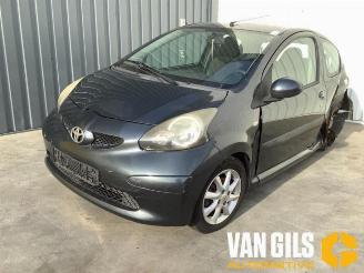 Toyota Aygo Aygo (B10), Hatchback, 2005 / 2014 1.0 12V VVT-i picture 2