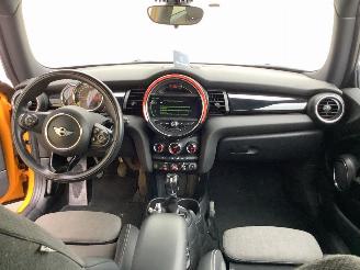 Mini Cooper 1.5L picture 14