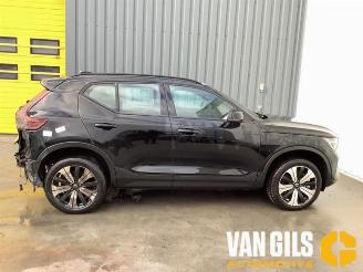 Uttjänta bilar auto Volvo XC40 XC40 (XZ), SUV, 2017 Recharge 70 kWh 2022/10