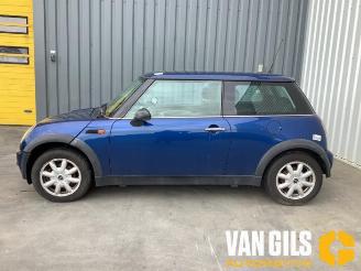 Vrakbiler auto Mini Mini Mini (R50/53), Hatchback, 2001 / 2007 1.6 16V One 2002/2