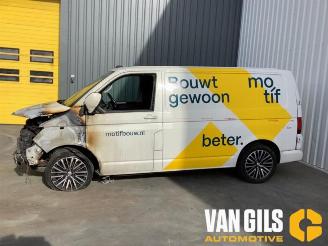 Vrakbiler auto Volkswagen Transporter Transporter T6, Van, 2015 / 2024 2.0 TDI 150 2021/11