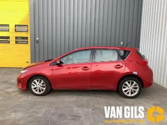 Autoverwertung Toyota Auris  2015