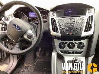 Ford Focus Focus 3 Wagon, Combi, 2010 / 2020 1.0 Ti-VCT EcoBoost 12V 125 picture 19