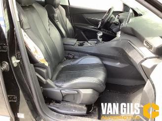Peugeot 5008 5008 II (M4/MC/MJ/MR), MPV, 2016 / 2024 1.2 12V e-THP PureTech 130 picture 11