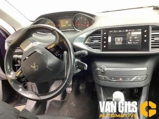 Peugeot 308 308 SW (L4/L9/LC/LJ/LR), Combi 5-drs, 2014 / 2021 1.6 BlueHDi 120 picture 18
