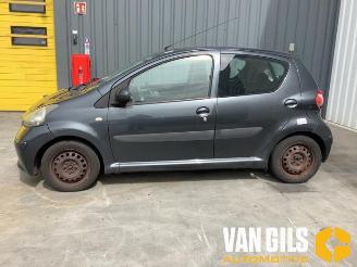 Uttjänta bilar auto Toyota Aygo Aygo (B10), Hatchback, 2005 / 2014 1.0 12V VVT-i 2008/4