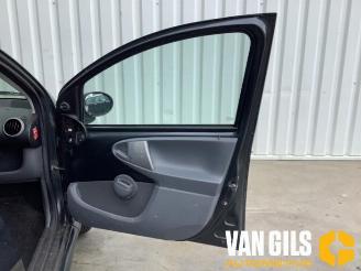 Toyota Aygo Aygo (B10), Hatchback, 2005 / 2014 1.0 12V VVT-i picture 13